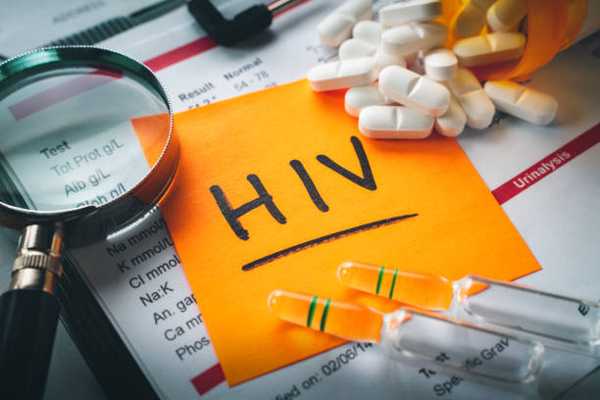 Symptoms and Treatment Options for HIV Infection