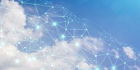 Mastering Hybrid Cloud Monitoring for Seamless Performance