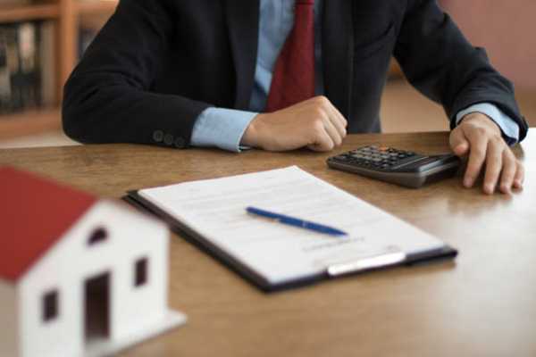 Reverse Mortgage Disadvantages: What Canadian Homeowners Should Consider