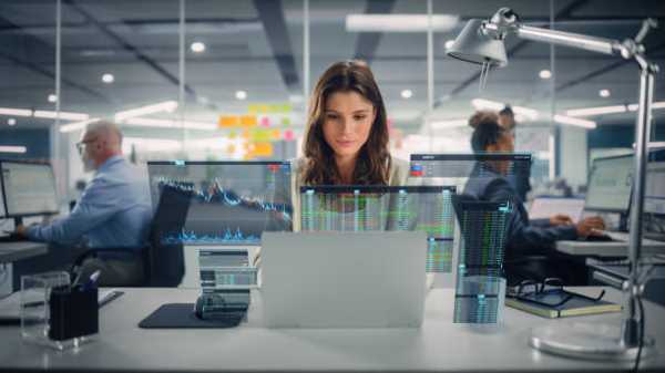The Impact of Computer Monitoring on Modern Workplace Efficiency