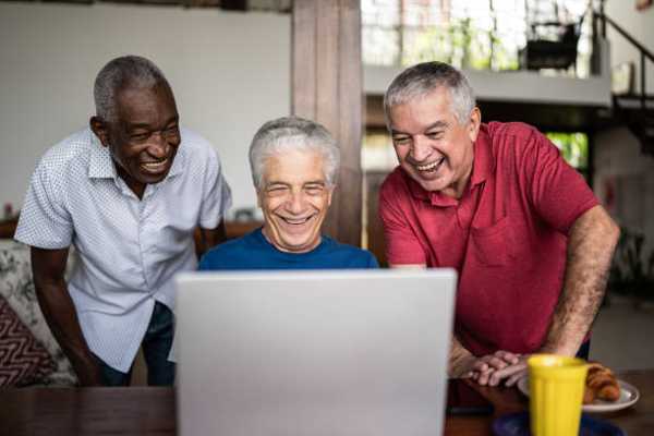 The Best Internet Plans for Seniors in 2025: Ranked & Reviewed